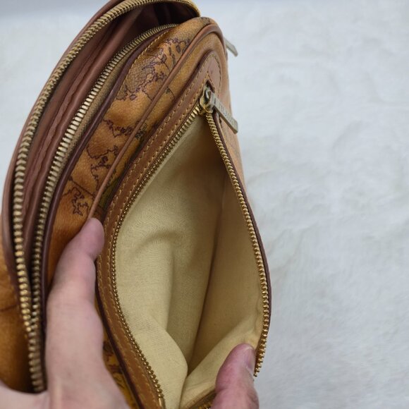 Alviero Classe Geo Classic Clutch Bag - Picture 11 of 11